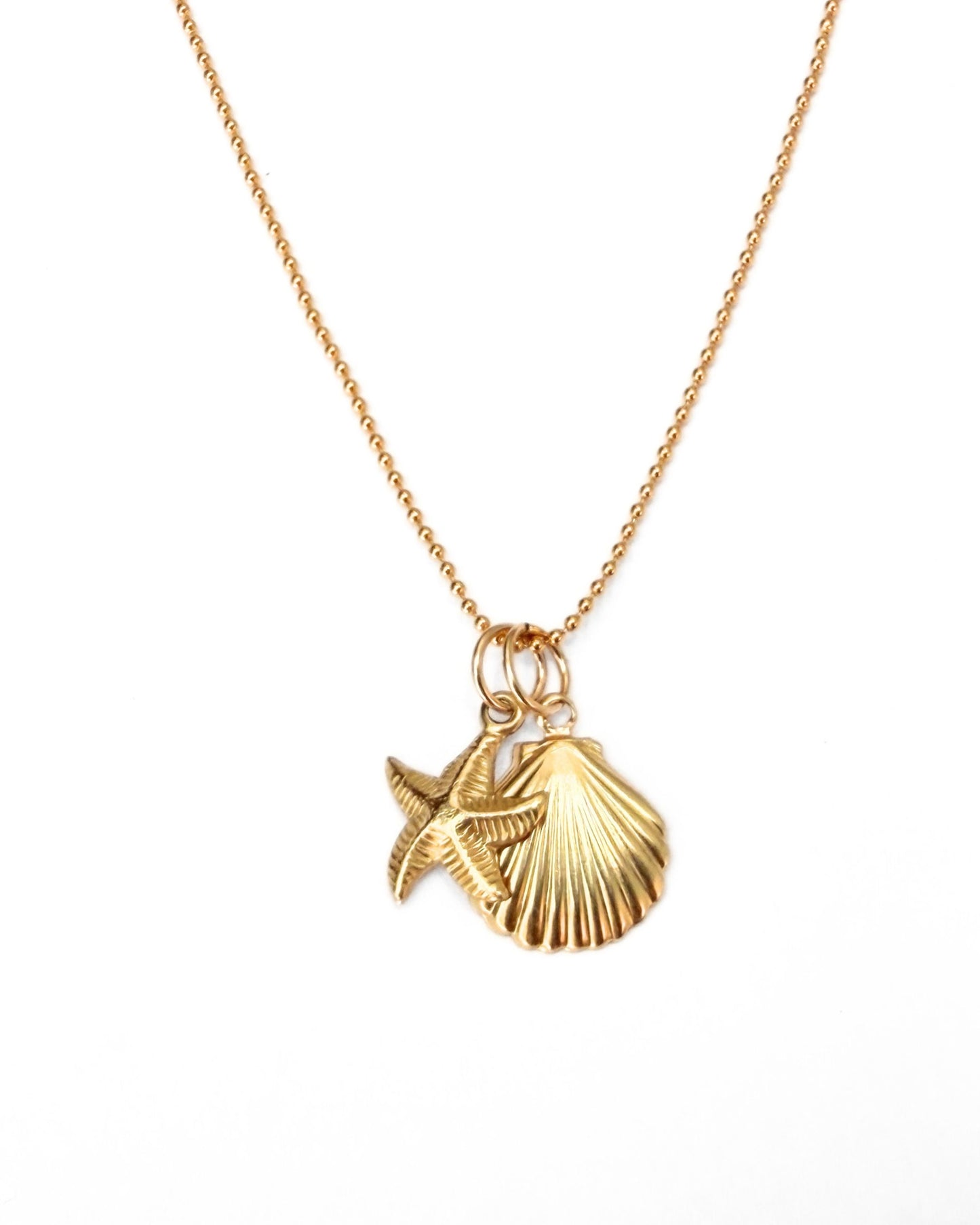 14k Gold Filled Starfish & Shell Necklace - Dainty Minimal Coastal Charm Jewellery